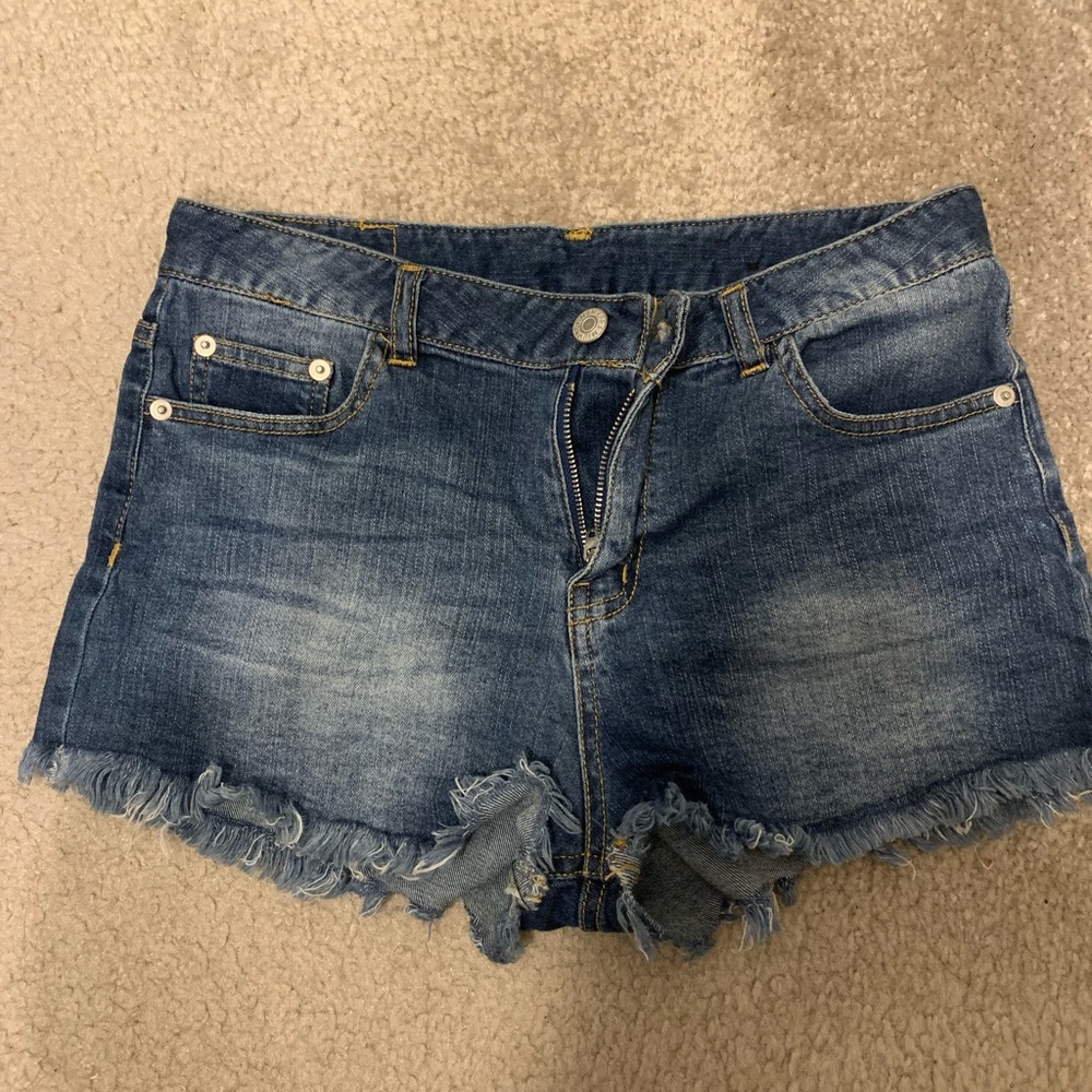 Love Tree Blue Frayed Jean Shorts